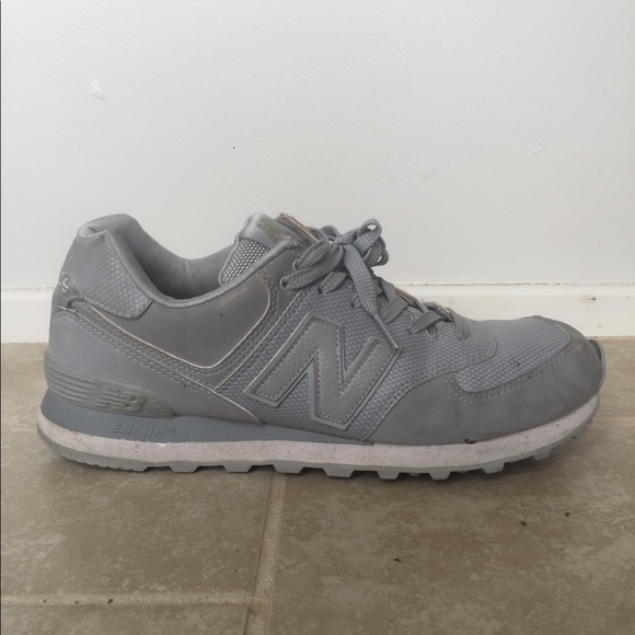 New Balance Tennis Shoes - Picture 2 of 7